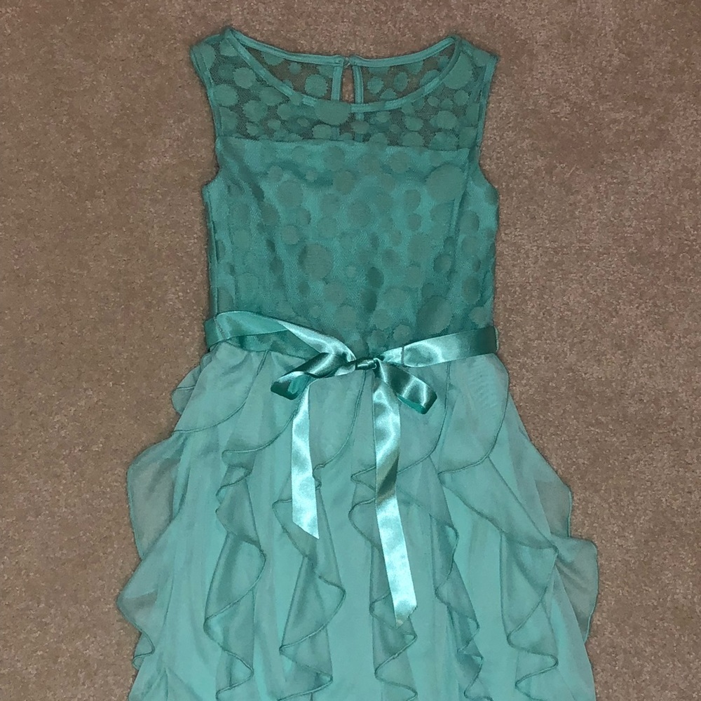 Cute turquoise dress